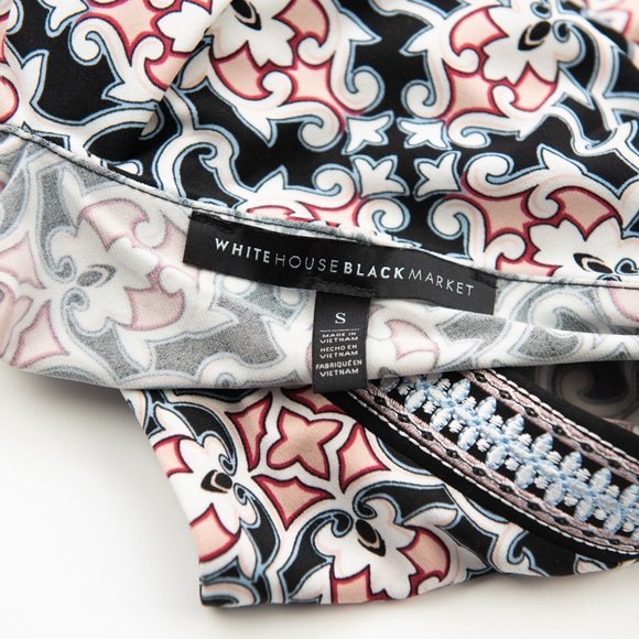 White House Black Market Date Top Criss Cross Sleeveless Printed V-neck Small - Picture 4 of 7